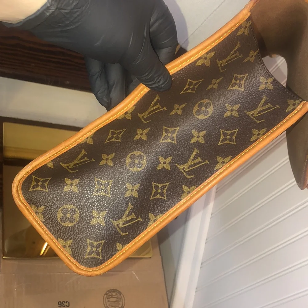 LOUIS VUITTON Monogram Beverly GM Laptop Work Monogram Bag additional photos